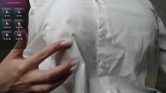 Snapshot of bettispaghetti chatting on 10.01.25 bettispaghetti online show from 10.01.25