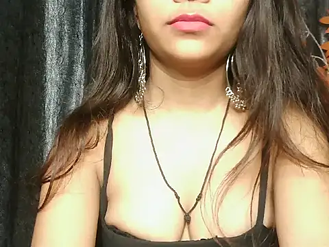 Snapshot of Sweey_Bebo chatting on 10.10.25 Sweey Bebo online show from 10.10.25