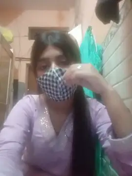 Snapshot of Ravina-90 chatting on 09.27.25 Ravina-90 online show from 09.27.25
