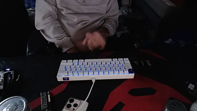 geil20CM2 online show from 10.13.25