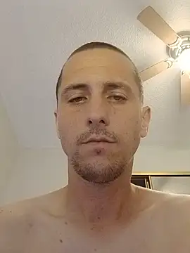 Snapshot of slickdickfreak chatting on 03.15.26 slickdickfreak online show from 03.15.26