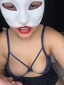 Snapshot of aliandmelisa chatting on 10.05.25 aliandmelisa online show from 10.05.25