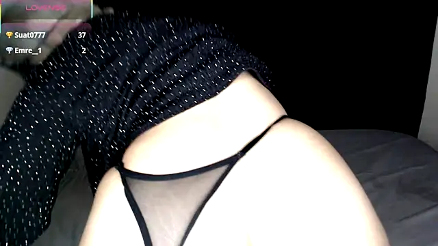 Snapshot of aliandmelisa chatting on 11.15.25 aliandmelisa online show from 11.15.25