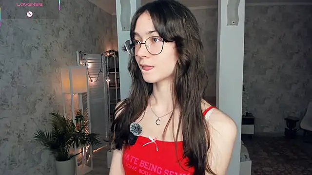 ReneeLippeatt online show from 11.23.25