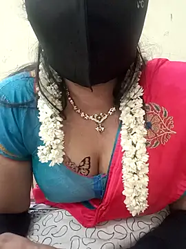 Snapshot of jasminetaml chatting on 11.04.25 jasminetaml online show from 11.04.25