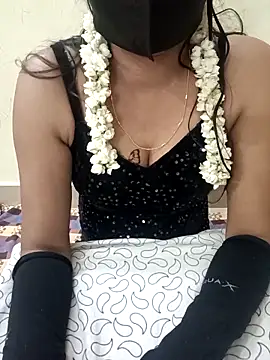 Snapshot of jasminetaml chatting on 11.06.25 jasminetaml online show from 11.06.25