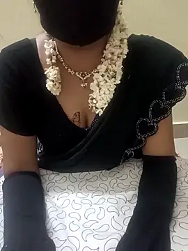 Snapshot of jasminetaml chatting on 11.06.25 jasminetaml online show from 11.06.25