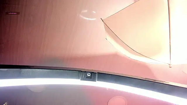 Snapshot of amaraa_lewiis chatting on 10.17.25 amaraa lewiis online show from 10.17.25