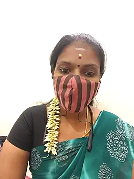 Snapshot of Tamil_Yalini12 chatting on 10.01.25 Tamil Yalini12 online show from 10.01.25