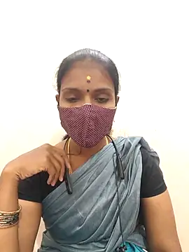 Snapshot of Tamil_Yalini12 chatting on 10.07.25 Tamil Yalini12 online show from 10.07.25