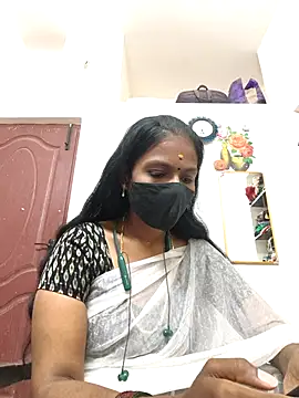 Tamil Yalini12 online show from 04.17.26