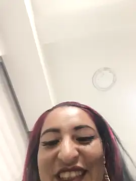 Snapshot of Alisson_Stonee chatting on 05.01.26 Alisson Stonee online show from 05.01.26