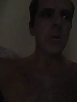 Snapshot of tiago1981pt chatting on 10.10.25 tiago1981pt online show from 10.10.25