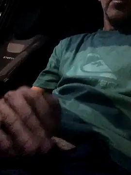 Snapshot of tiago1981pt chatting on 10.12.25 tiago1981pt online show from 10.12.25