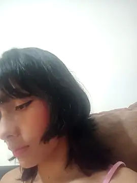 Snapshot of xoxo_milk chatting on 09.27.25 xoxo milk online show from 09.27.25