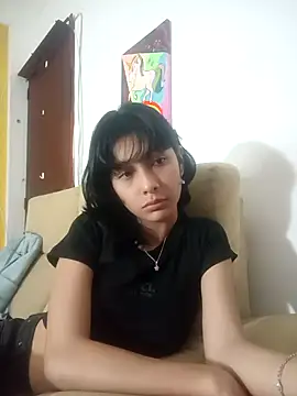 Snapshot of xoxo_milk chatting on 10.11.25 xoxo milk online show from 10.11.25