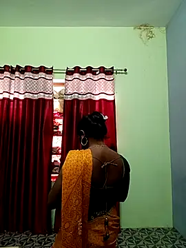 Snapshot of School_medam chatting on 11.03.25 School medam online show from 11.03.25