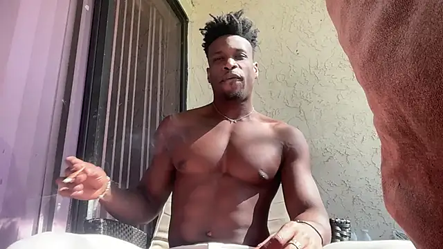 MrDaddyBlackNi9e online show from 10.30.25