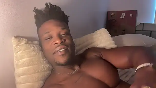 MrDaddyBlackNi9e online show from 11.14.25