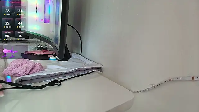 Julieta Rose19 online show from 01.13.26