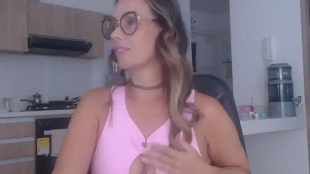 LovePaula online show from 11.23.25