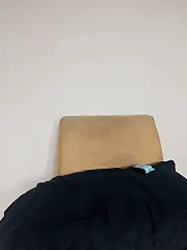 Snapshot of LATINO27CM chatting on 10.25.25 LATINO27CM online show from 10.25.25