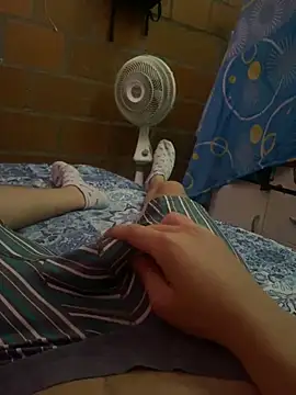 Dani-202p online show from 12.22.25