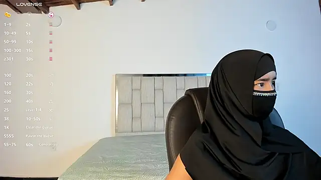 kalila latif online show from 09.29.25