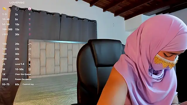 kalila latif online show from 10.04.25