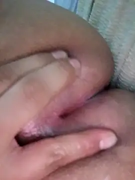 Snapshot of chikosexiii chatting on 11.21.25 chikosexiii online show from 11.21.25