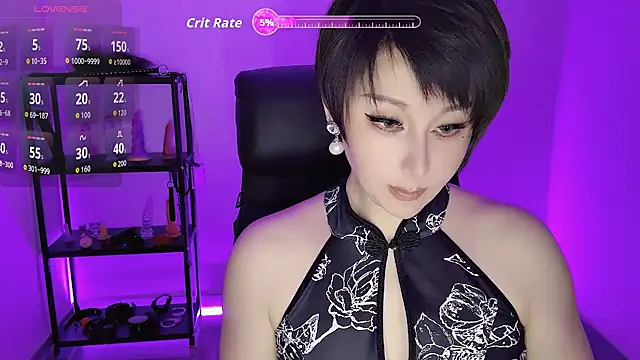 Snapshot of Goddess_Jin chatting on 10.07.25 Goddess Jin online show from 10.07.25