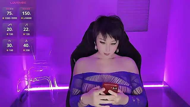 Snapshot of Goddess_Jin chatting on 04.13.26 Goddess Jin online show from 04.13.26
