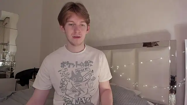 Snapshot of Vincent_Pots chatting on 09.25.25 Vincent Pots online show from 09.25.25