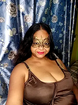 Snapshot of Big_Ass_Nikita chatting on 11.09.25 Big Ass Nikita online show from 11.09.25