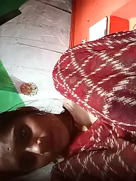 Snapshot of Cuty_sunena chatting on 11.15.25 Cuty sunena online show from 11.15.25
