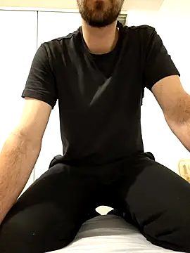 Snapshot of AD_Vu chatting on 10.18.25 AD Vu online show from 10.18.25