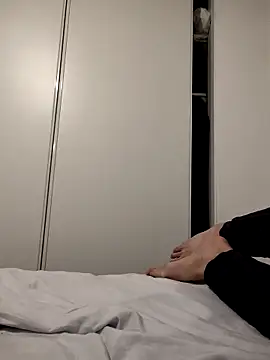 Snapshot of AD_Vu chatting on 10.19.25 AD Vu online show from 10.19.25