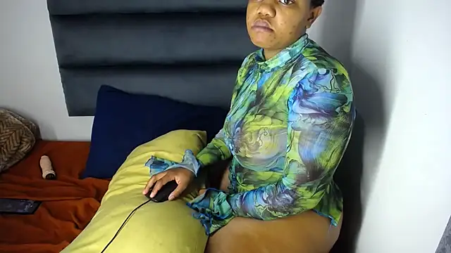 Juiceybileh online show from 11.16.25