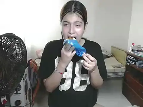 Mirage Sertori online show from 11.11.25