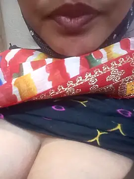 Snapshot of KumariPayal chatting on 10.29.25 KumariPayal online show from 10.29.25