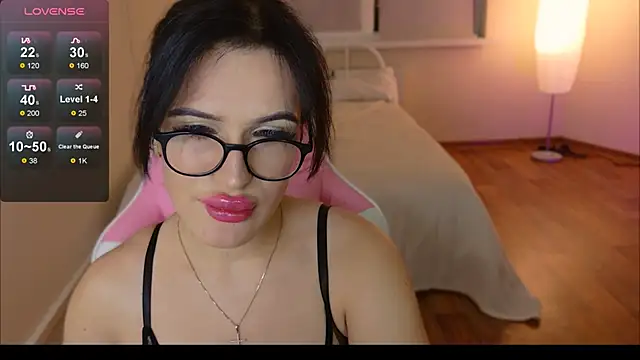 ShayLoren online show from 09.30.25