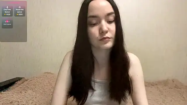 VividSienna online show from 11.03.25