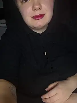 Snapshot of Katy2323 chatting on 10.23.25 Katy2323 online show from 10.23.25