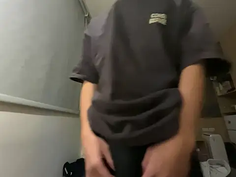 Snapshot of Yo155 chatting on 09.30.25 Yo155 online show from 09.30.25