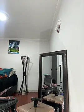 Snapshot of Violetta_afrodit chatting on 09.29.25 Violetta afrodit online show from 09.29.25