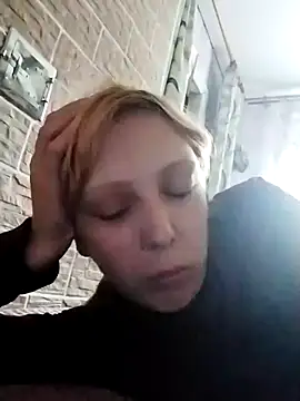 Snapshot of Ponka2011 chatting on 09.25.25 Ponka2011 online show from 09.25.25