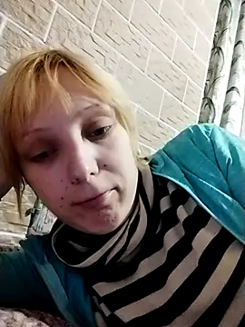 Snapshot of Ponka2011 chatting on 10.03.25 Ponka2011 online show from 10.03.25