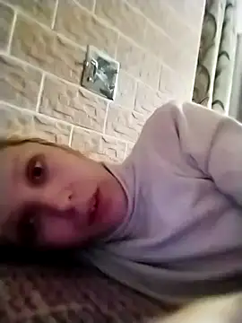 Snapshot of Ponka2011 chatting on 10.06.25 Ponka2011 online show from 10.06.25