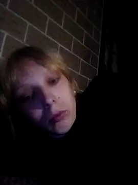 Snapshot of Ponka2011 chatting on 10.08.25 Ponka2011 online show from 10.08.25