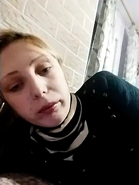 Snapshot of Ponka2011 chatting on 10.20.25 Ponka2011 online show from 10.20.25